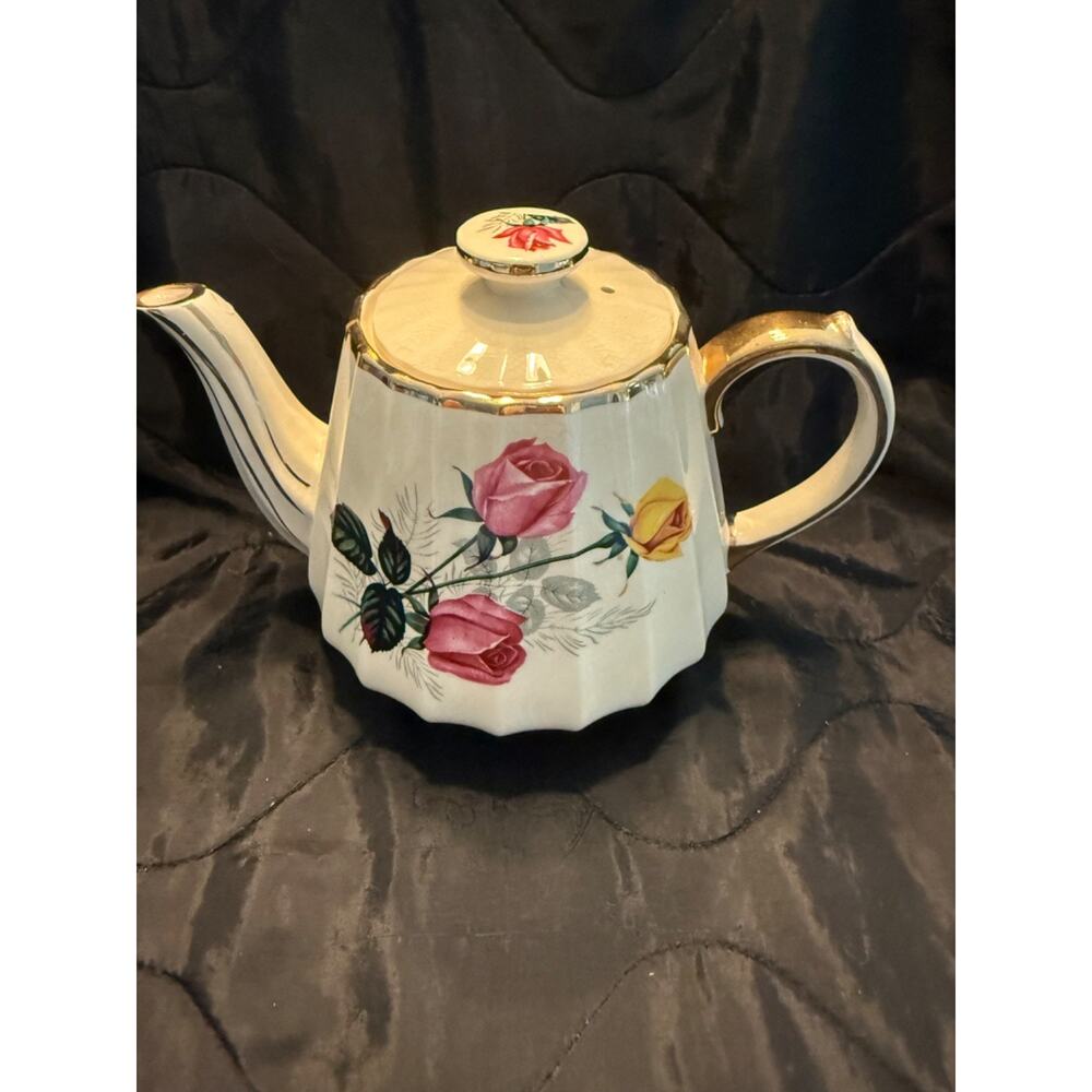 VTG Sadler Teapot Yellow/Pink Roses Ribbed Fluted Gold Trim Made England